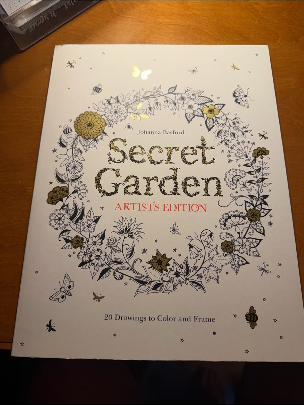 Adult Colouring Books & Pens